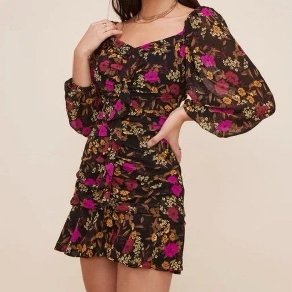 ASTR THE LABEL Dark Floral Mini Dress Ruffle and Ruched Detailing Women’s Small - Picture 1 of 10